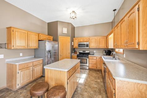 7364 Lambert Avenue NE Albertville MN 55301
