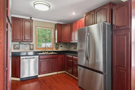 2719 16th Avenue E North Saint Paul MN 55109