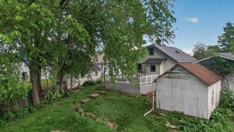 2719 16th Avenue E North Saint Paul MN 55109