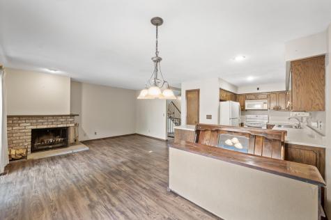 2671 Sumac Ridge White Bear Lake MN 55110