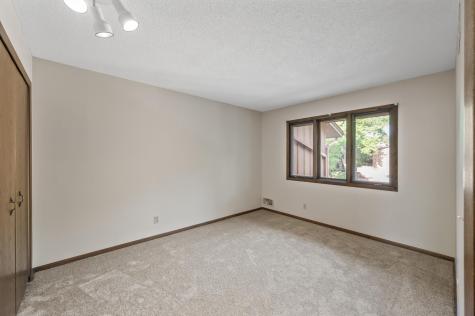 2671 Sumac Ridge White Bear Lake MN 55110