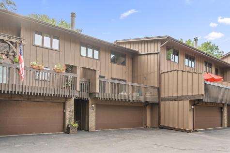 2671 Sumac Ridge White Bear Lake MN 55110