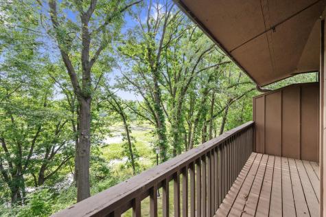2671 Sumac Ridge White Bear Lake MN 55110