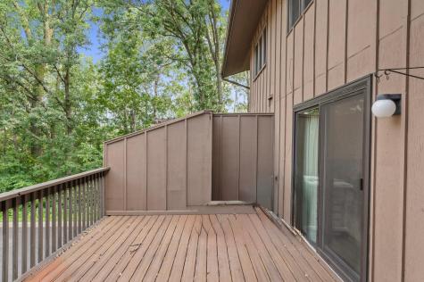 2671 Sumac Ridge White Bear Lake MN 55110