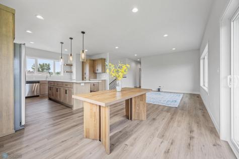 300 Prairie Drive N Hankinson ND 58041