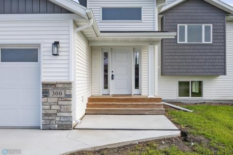 300 Prairie Drive N Hankinson ND 58041