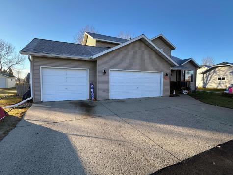 420 7th Street NE Perham MN 56573