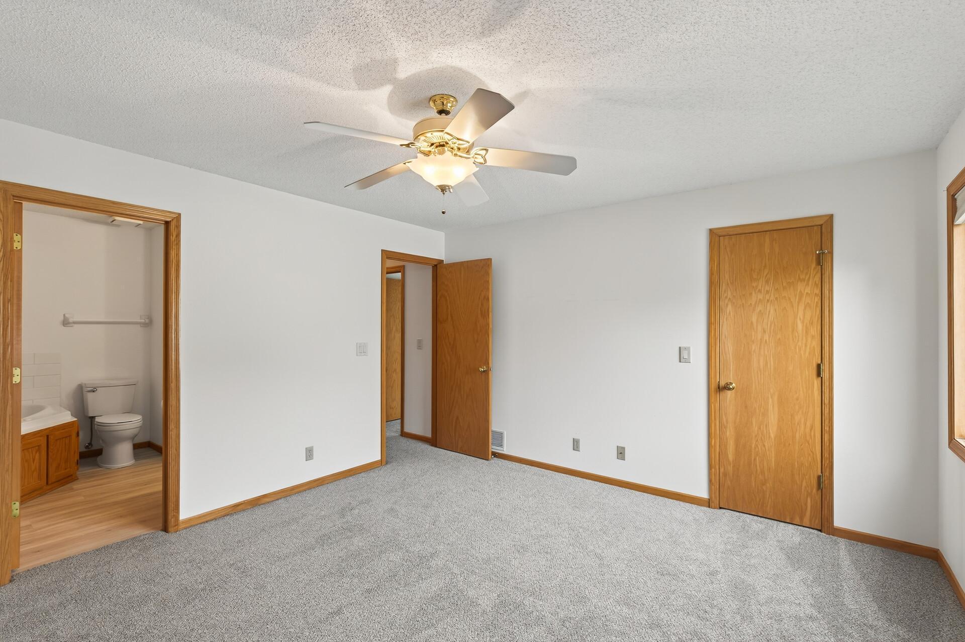 14786 Hallmark Drive Apple Valley MN 55124