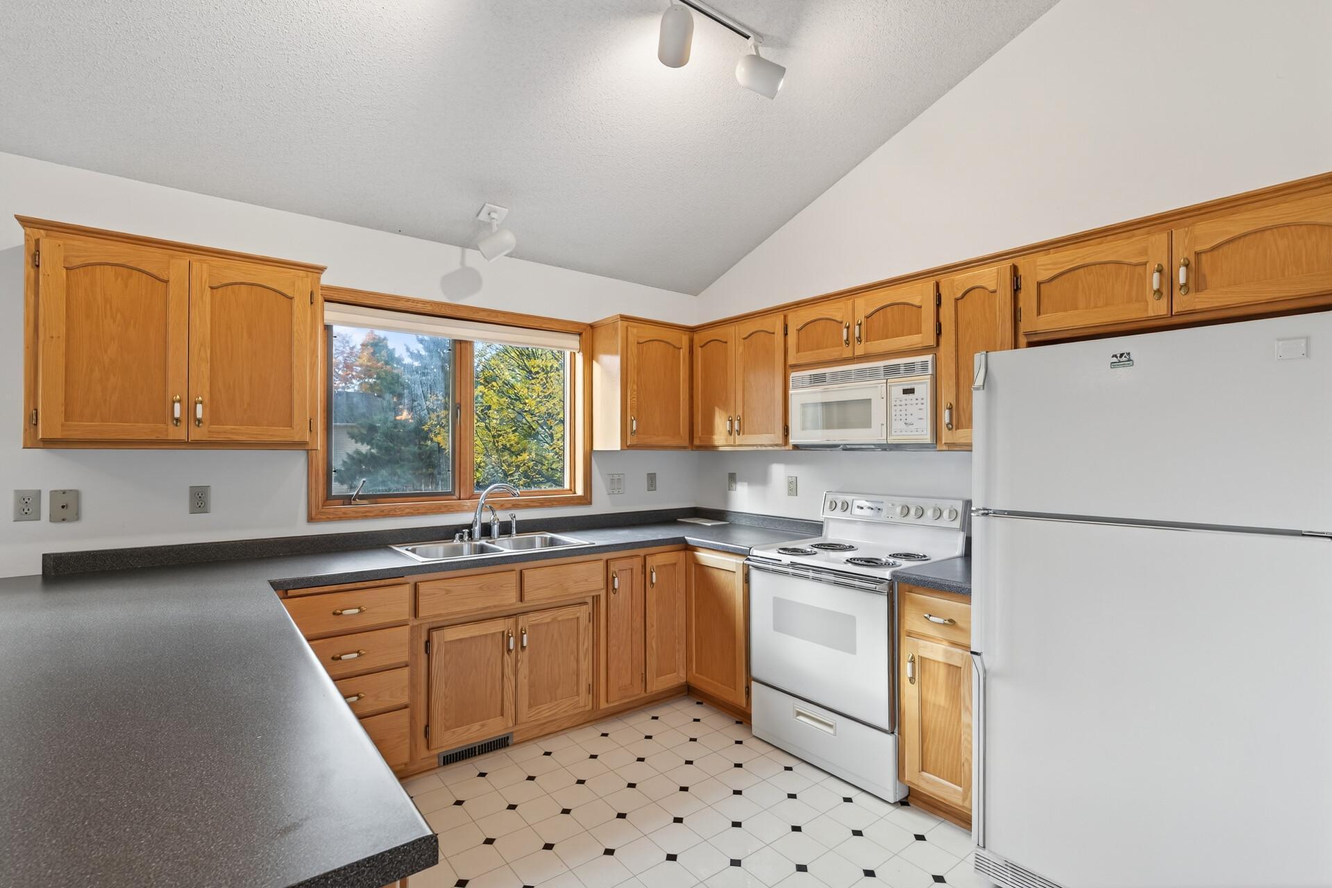 14786 Hallmark Drive Apple Valley MN 55124