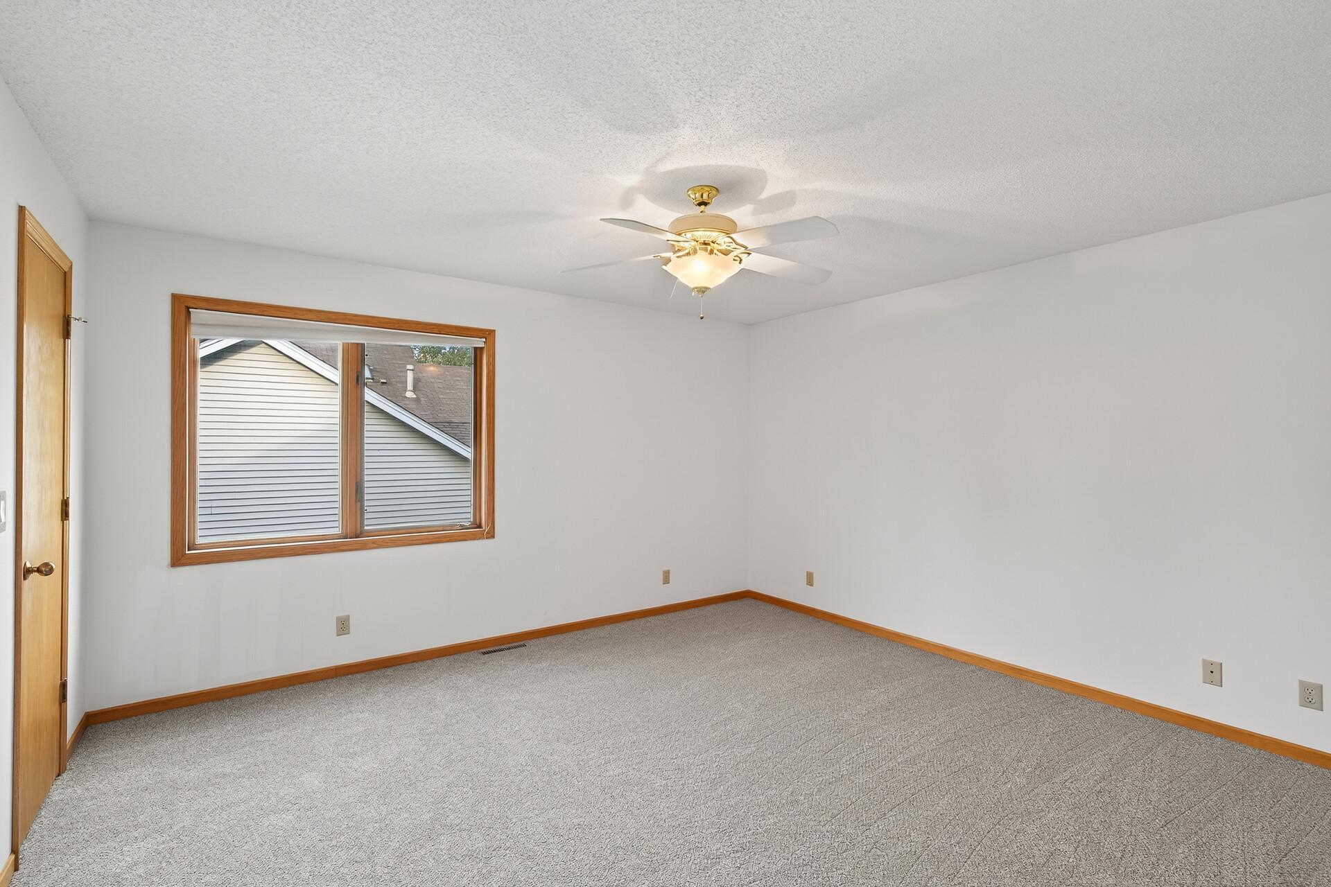 14786 Hallmark Drive Apple Valley MN 55124