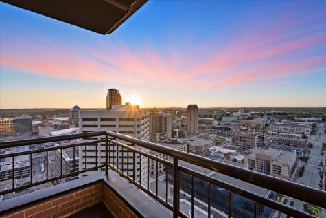 168 6th Street E Saint Paul MN 55101