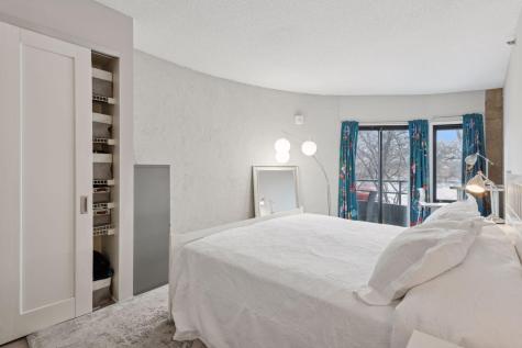 3151 Dean Court Minneapolis MN 55416
