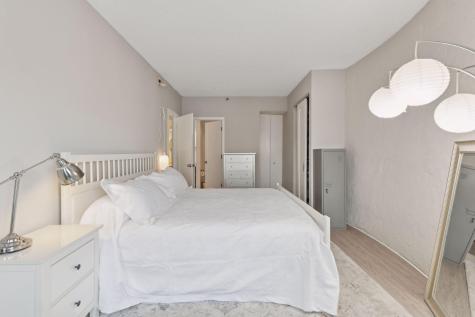 3151 Dean Court Minneapolis MN 55416