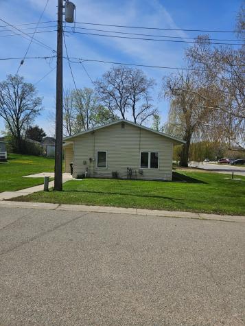 641 2nd Street Holdingford MN 56340