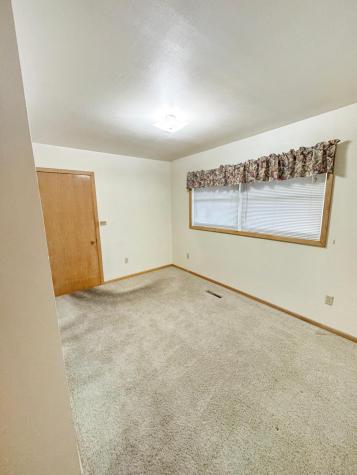 314 N Maple Street Ellsworth MN 56129