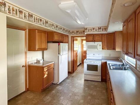 314 N Maple Street Ellsworth MN 56129
