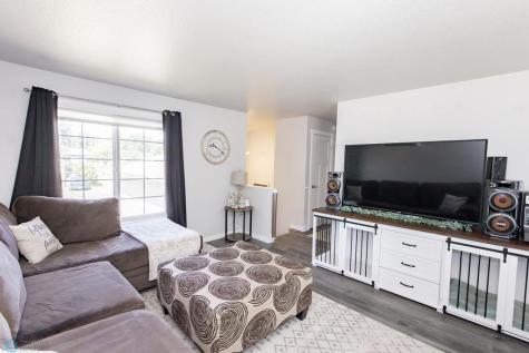 1964 54th Avenue S Fargo ND 58104