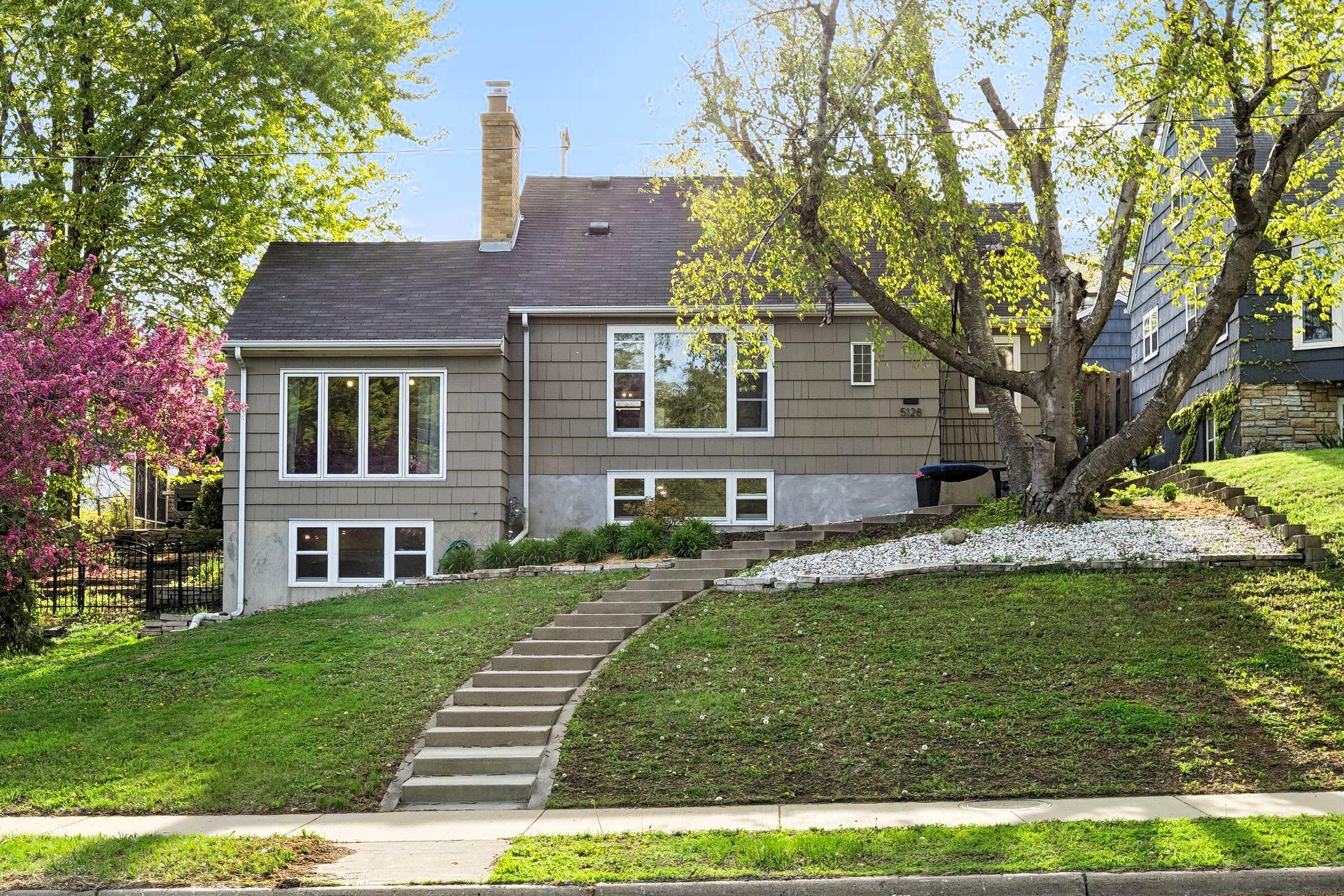 5128 Cedar Avenue S Minneapolis MN 55417