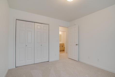 2516 38th Avenue S Moorhead MN 56560