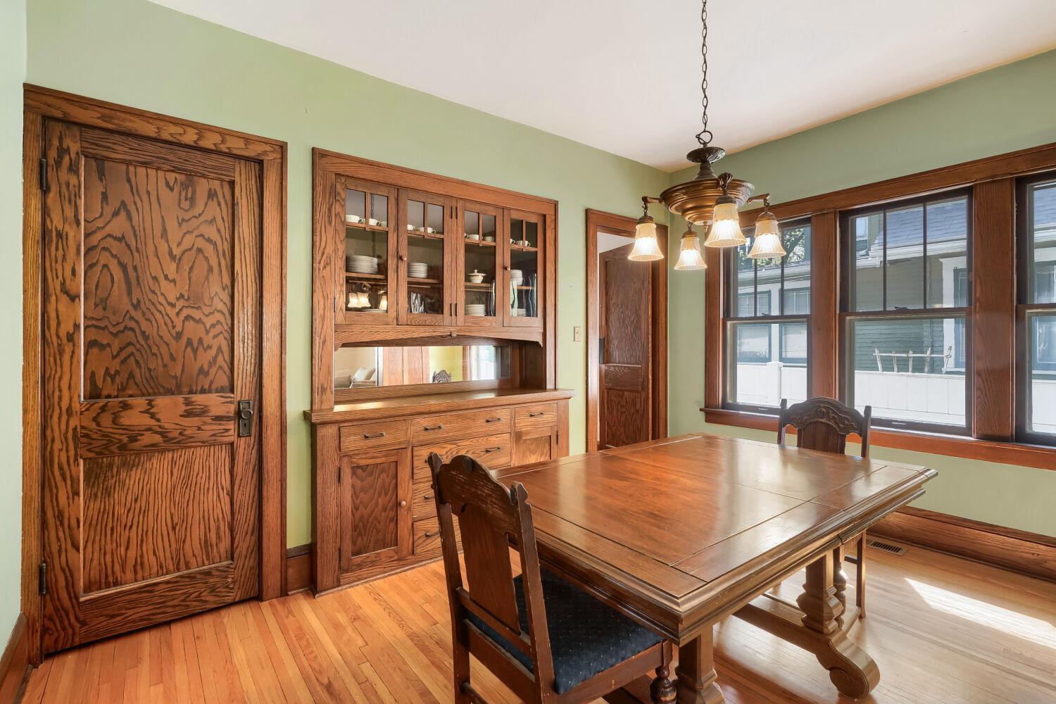 1236 Ashland Avenue Saint Paul MN 55104