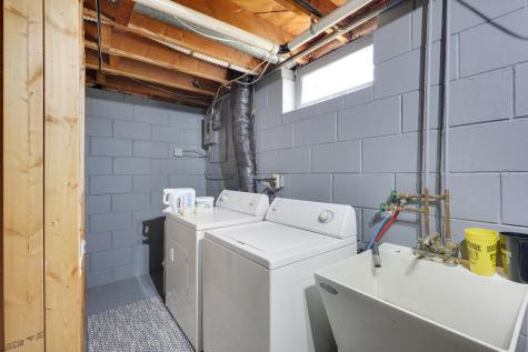 150 93rd Avenue NE Blaine MN 55434