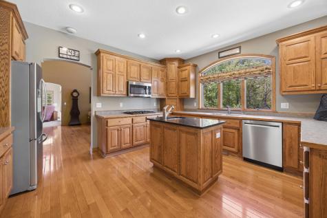 8914 136th Avenue SE Becker MN 55308