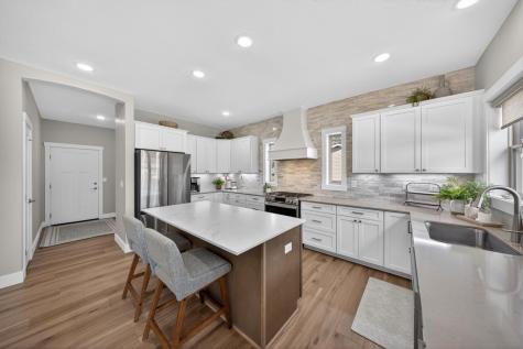 428 8th Street SW Pine Island MN 55963