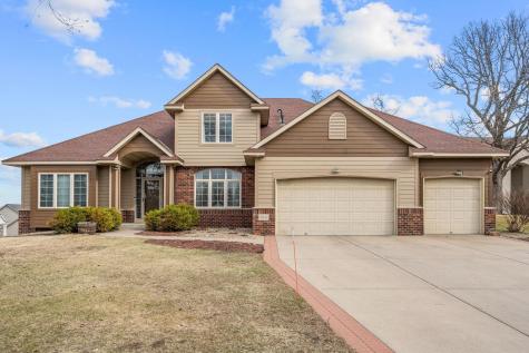 535 Majestic Oaks Court Eagan MN 55123