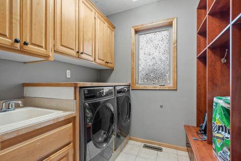 535 Majestic Oaks Court Eagan MN 55123