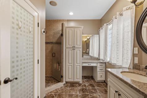 535 Majestic Oaks Court Eagan MN 55123