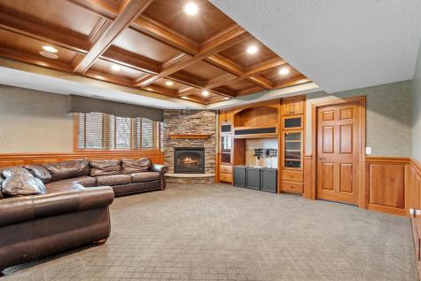535 Majestic Oaks Court Eagan MN 55123
