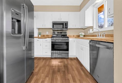 7680 Newton Avenue N Brooklyn Park MN 55444