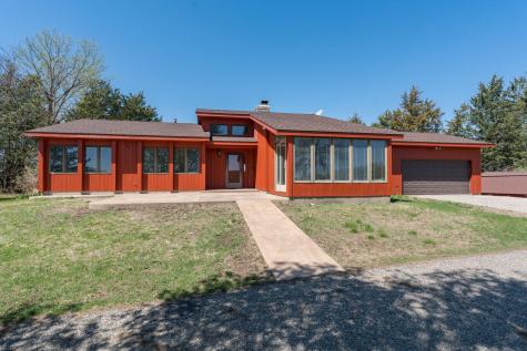 29558 Pumpkin Hill Road Le Sueur MN 56058