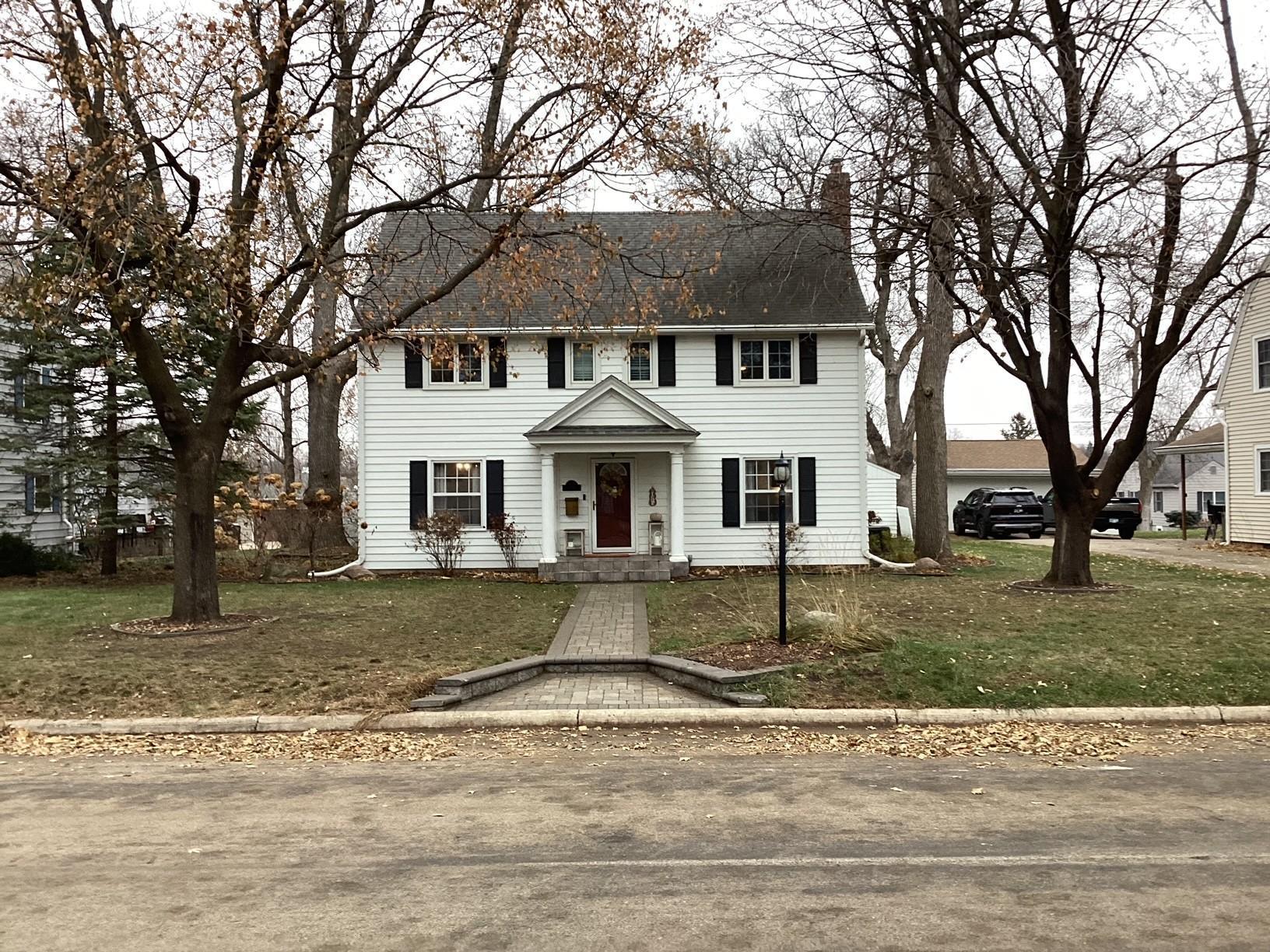 210 Lee Place Albert Lea MN 56007