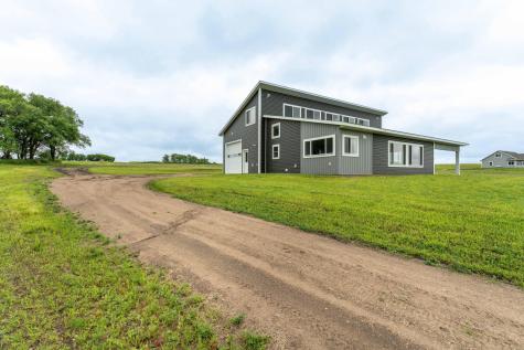 41565 Thunder Road Clitherall MN 56524