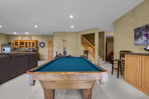 8156 9th Street Place N Oakdale MN 55128
