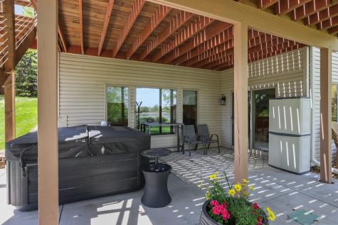 8156 9th Street Place N Oakdale MN 55128