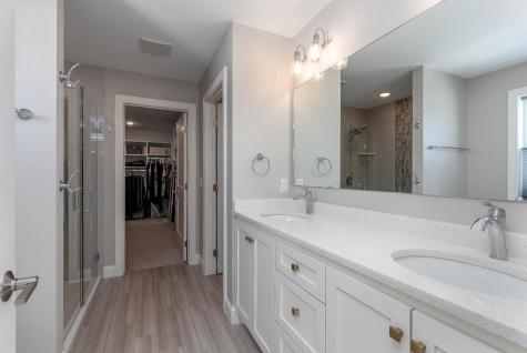 27 Prairie Court Mankato MN 56003