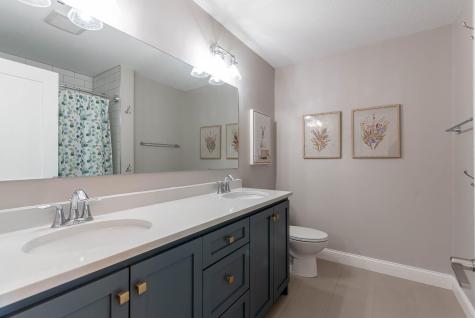 27 Prairie Court Mankato MN 56003