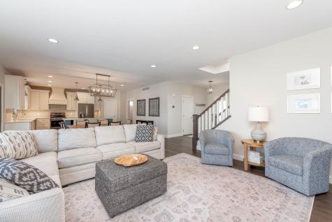 27 Prairie Court Mankato MN 56003