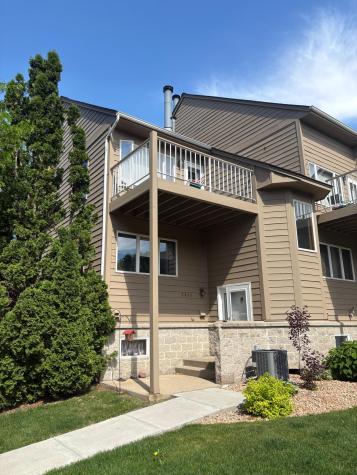 2839 Kenwood Isles Drive Minneapolis MN 55408