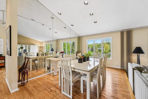 7423 Hyde Park Lane Edina MN 55439