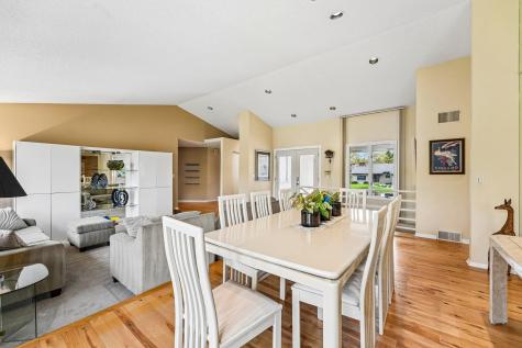 7423 Hyde Park Lane Edina MN 55439