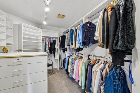 7423 Hyde Park Lane Edina MN 55439