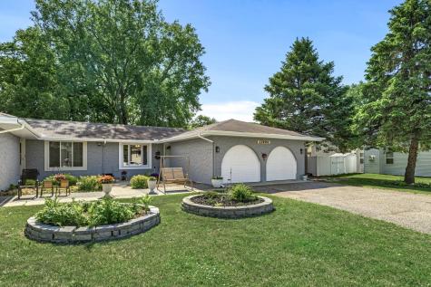 13994 Holyoke Court Apple Valley MN 55124