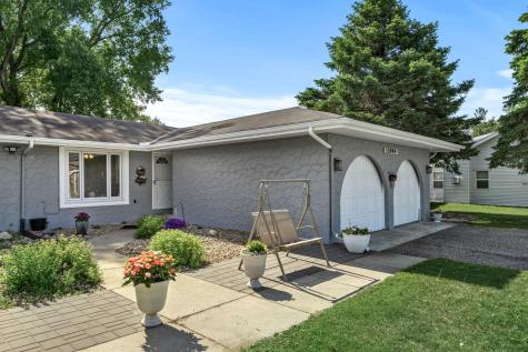 13994 Holyoke Court Apple Valley MN 55124