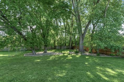 13994 Holyoke Court Apple Valley MN 55124