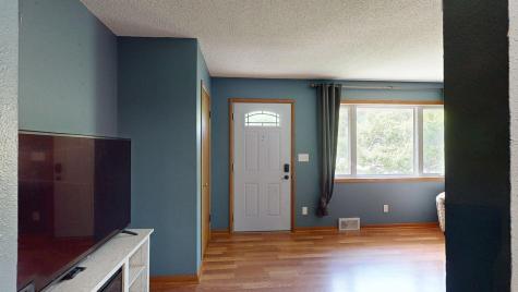 107 9th Avenue NE Dodge Center MN 55927