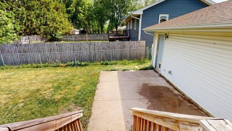 107 9th Avenue NE Dodge Center MN 55927