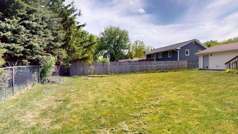 107 9th Avenue NE Dodge Center MN 55927